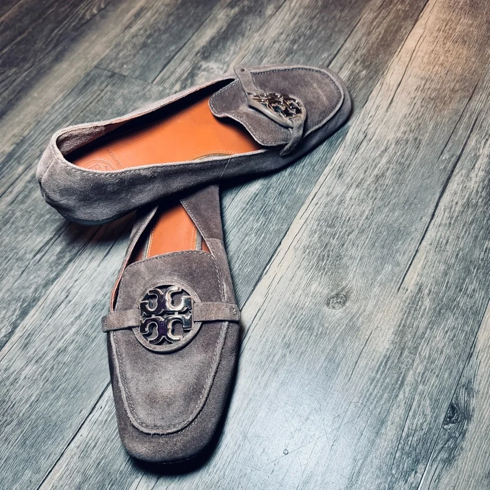 Tory Burch suede women loafers SZ 8 1/2 M